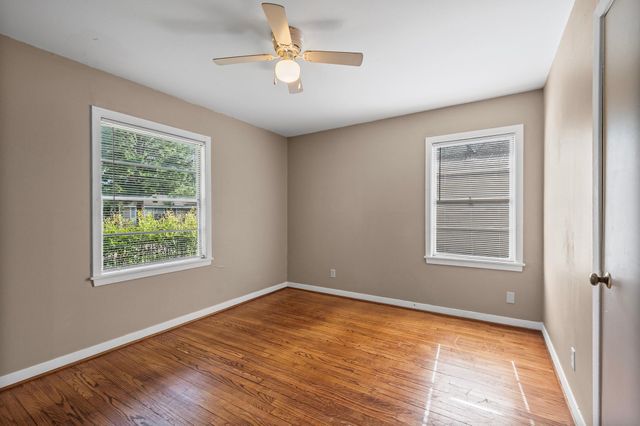 5532 Meadow Creek Lane, Houston, TX 77017