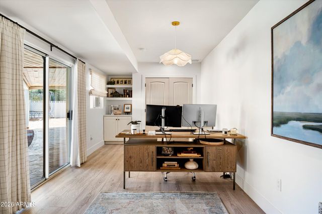 4545 N ROYAL VIEW Drive E, Phoenix, AZ 85018