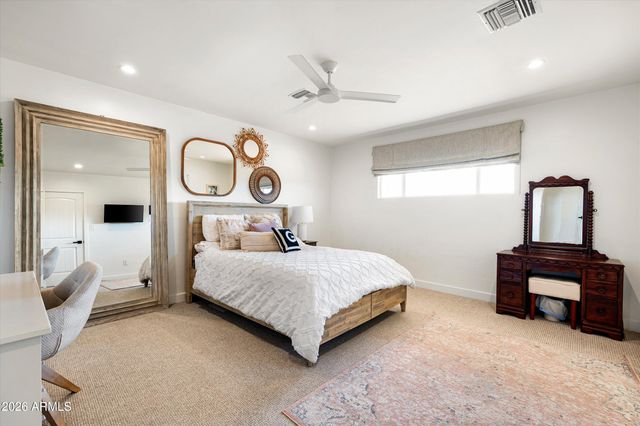 4545 N ROYAL VIEW Drive E, Phoenix, AZ 85018