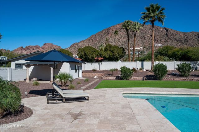 4545 N ROYAL VIEW Drive E, Phoenix, AZ 85018