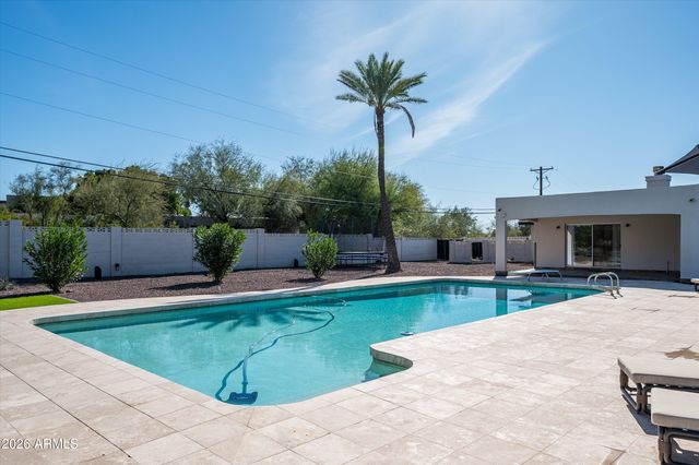 4545 N ROYAL VIEW Drive E, Phoenix, AZ 85018