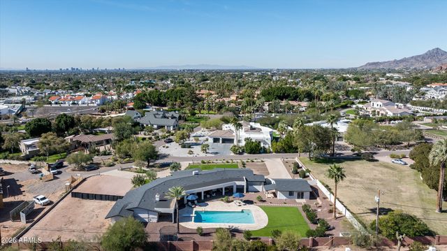 4545 N ROYAL VIEW Drive E, Phoenix, AZ 85018