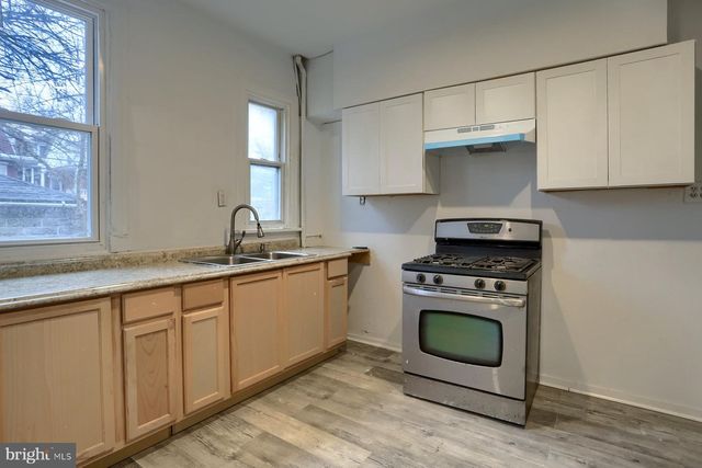 1407 LIBERTY ST, Harrisburg, PA 17103