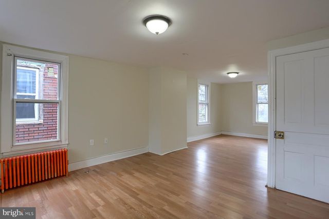 1407 LIBERTY ST, Harrisburg, PA 17103