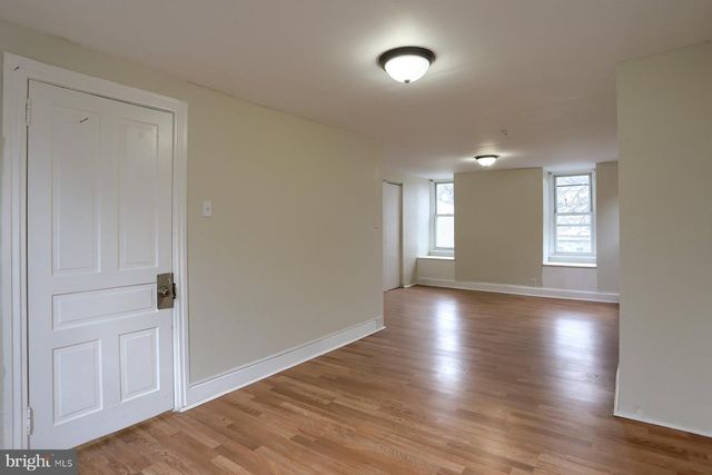 1407 LIBERTY ST, Harrisburg, PA 17103