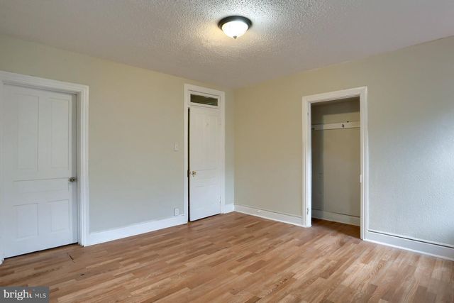 1407 LIBERTY ST, Harrisburg, PA 17103