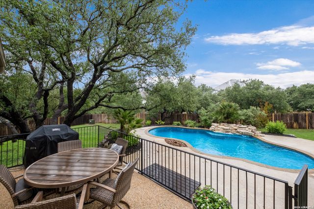 422 Cadence, San Antonio, TX 78260