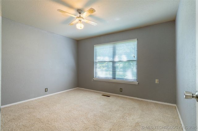 12424 S 185th Street, Broken Arrow, OK 74011