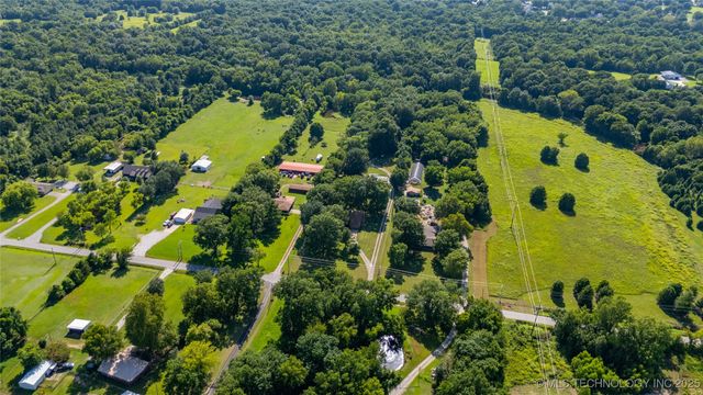 12424 S 185th Street, Broken Arrow, OK 74011