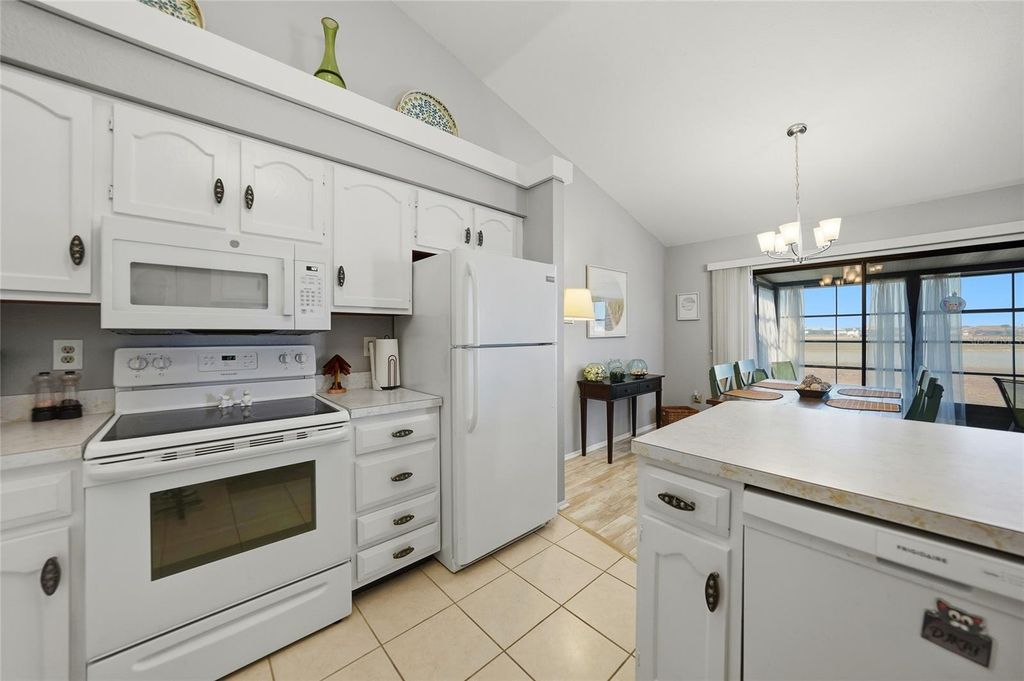 Image 16 of property listing at 5701 MASHIE CIRCLE 1, North Port, FL 34287