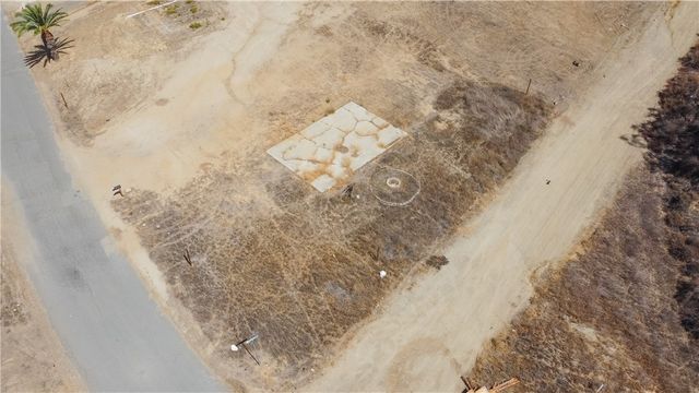 1 Palm Dr, Lake Elsinore, CA 92530