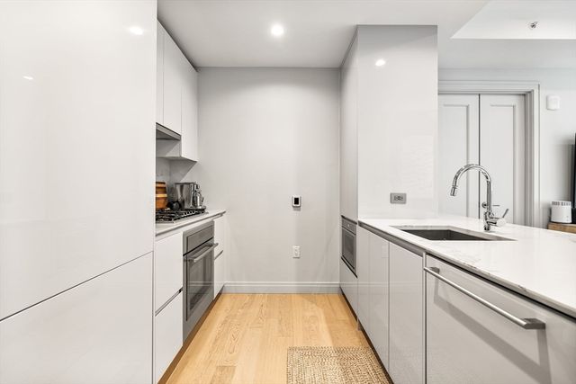 135 Seaport Blvd 906, Boston, MA 02210