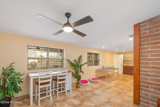 4537 E San Carlos Place S, Tucson, AZ 85712