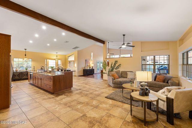 4537 E San Carlos Place S, Tucson, AZ 85712