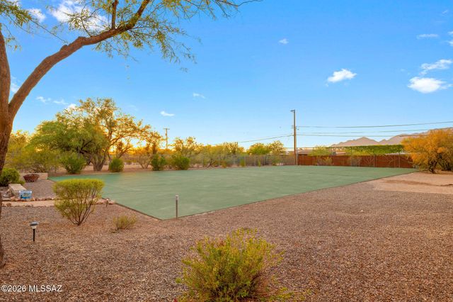4537 E San Carlos Place S, Tucson, AZ 85712