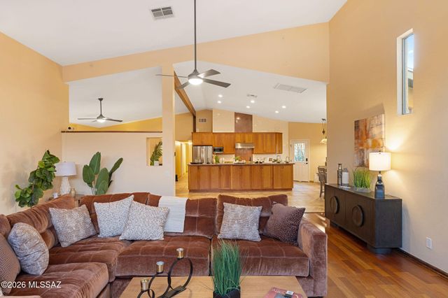 4537 E San Carlos Place S, Tucson, AZ 85712