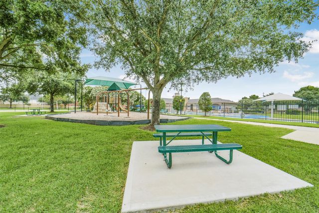 26426 Richwood Oaks Drive, Katy, TX 77494