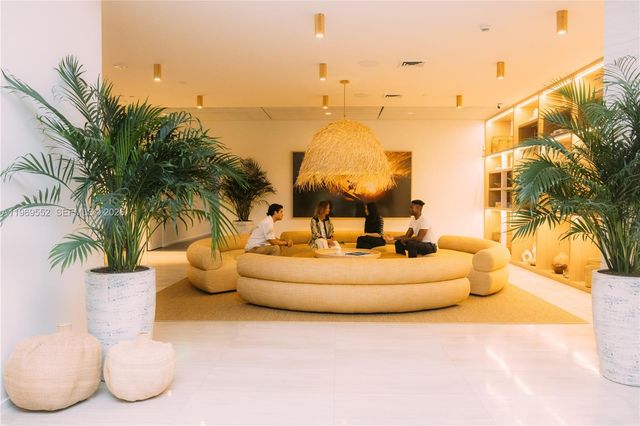 221 SW 1st Ave 1515, Fort Lauderdale, FL 33301