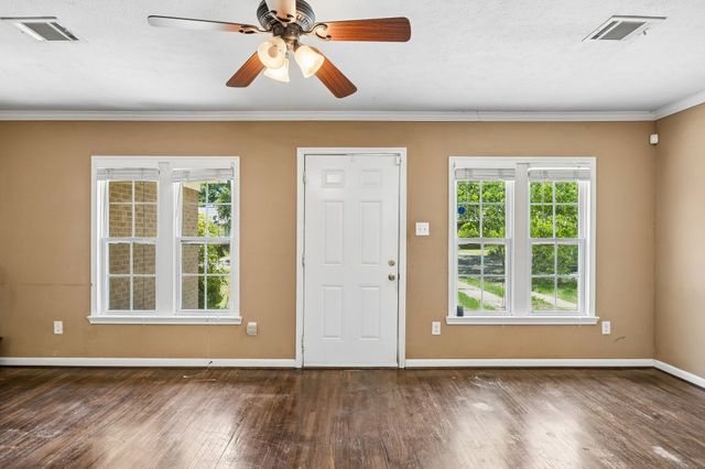 3228 E Perryton Drive, Dallas, TX 75224