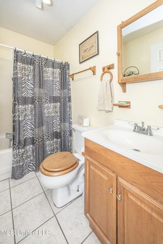 13162 Hudson Krohn Road, Biloxi, MS 39532