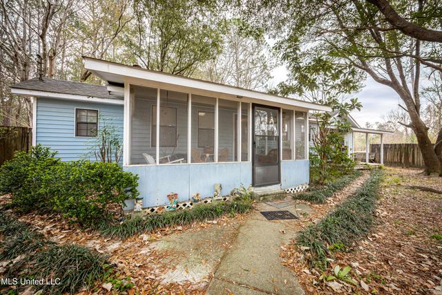 13162 Hudson Krohn Road, Biloxi, MS 39532