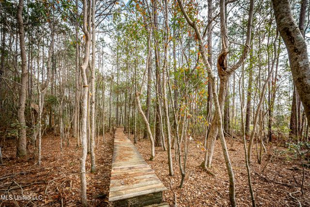 13162 Hudson Krohn Road, Biloxi, MS 39532