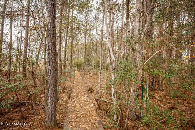 13162 Hudson Krohn Road, Biloxi, MS 39532