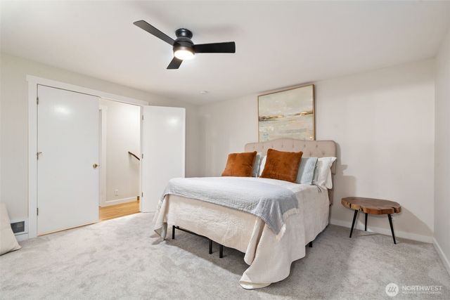 21985 Apollo Drive NE, Poulsbo, WA 98370