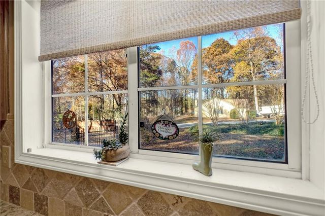 210 Brolley Woods Drive, Woodstock, GA 30189