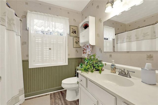 210 Brolley Woods Drive, Woodstock, GA 30189