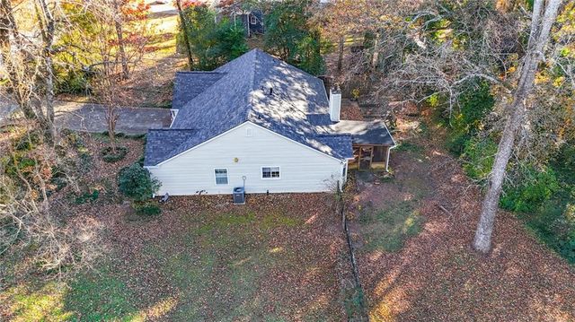 210 Brolley Woods Drive, Woodstock, GA 30189