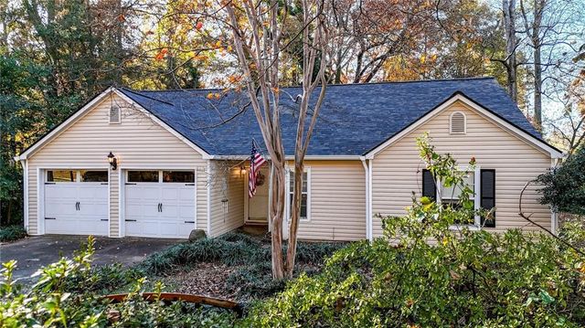 210 Brolley Woods Drive, Woodstock, GA 30189