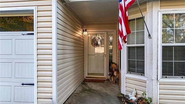 210 Brolley Woods Drive, Woodstock, GA 30189