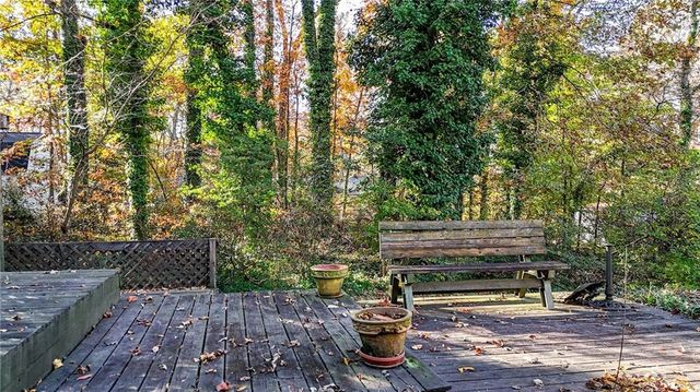 210 Brolley Woods Drive, Woodstock, GA 30189