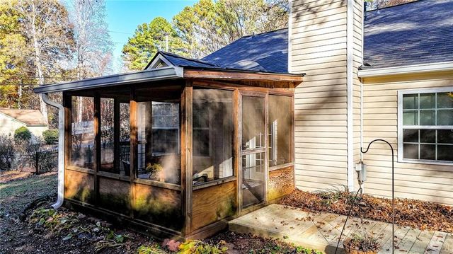 210 Brolley Woods Drive, Woodstock, GA 30189