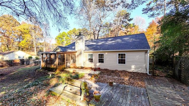 210 Brolley Woods Drive, Woodstock, GA 30189