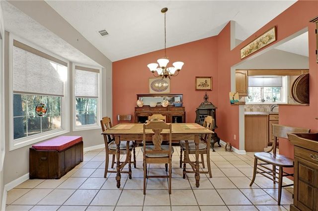 210 Brolley Woods Drive, Woodstock, GA 30189