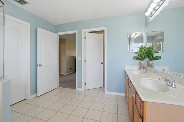 5007 BELLTHORN DRIVE, Orlando, FL 32837