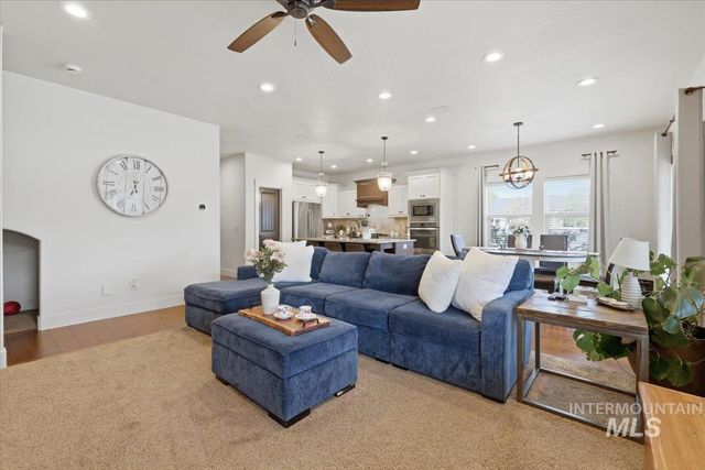 11735 W Carlisle Bay Dr, Star, ID 83669