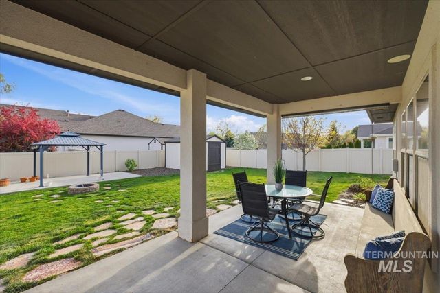 11735 W Carlisle Bay Dr, Star, ID 83669