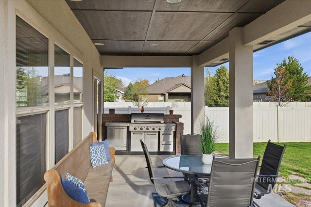 11735 W Carlisle Bay Dr, Star, ID 83669