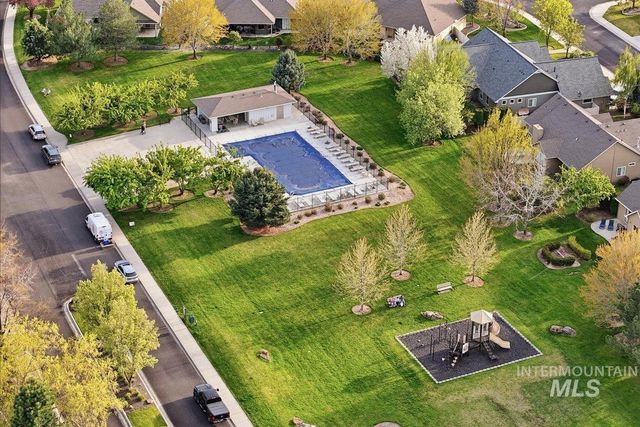 11735 W Carlisle Bay Dr, Star, ID 83669