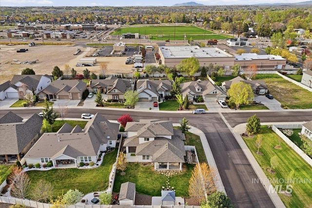 11735 W Carlisle Bay Dr, Star, ID 83669