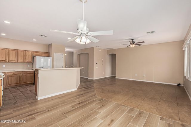 14235 S Via Del Farolito, Sahuarita, AZ 85629