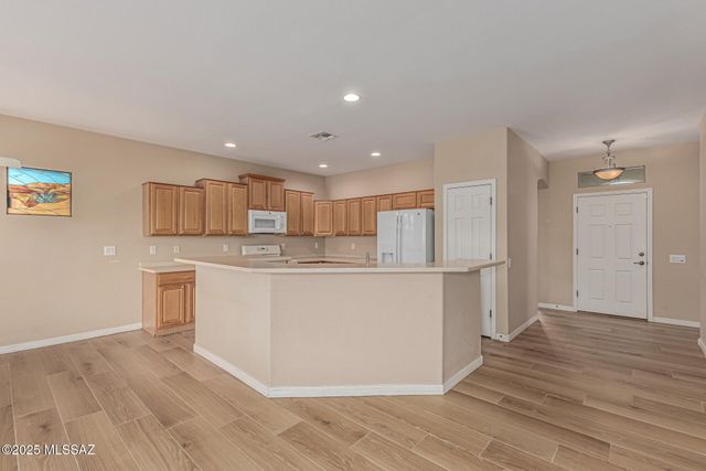 14235 S Via Del Farolito, Sahuarita, AZ 85629