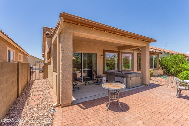 14235 S Via Del Farolito, Sahuarita, AZ 85629