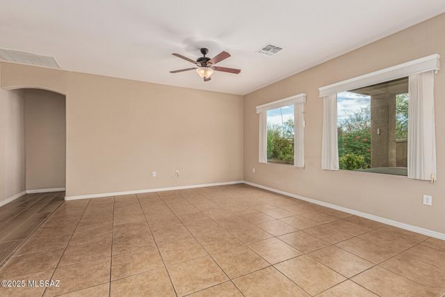 14235 S Via Del Farolito, Sahuarita, AZ 85629