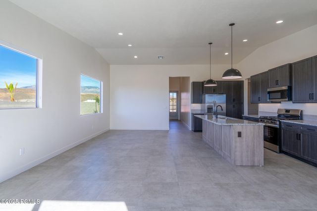 3007 N 570 North, Hurricane, UT 84737