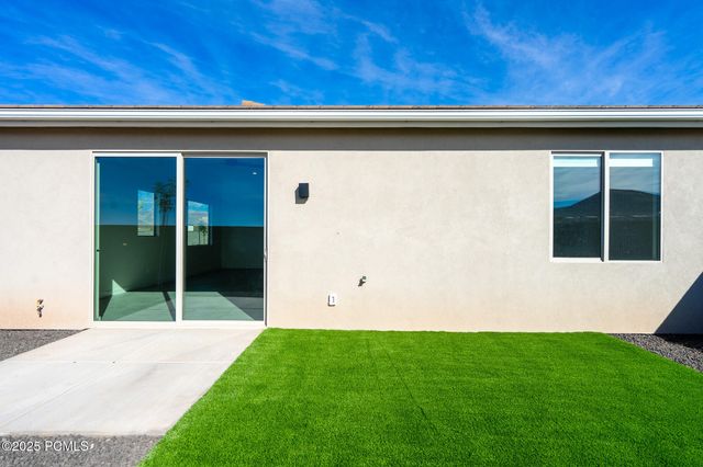 3007 N 570 North, Hurricane, UT 84737