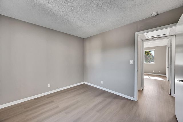 719 Gardens Dr 201, Pompano Beach, FL 33069